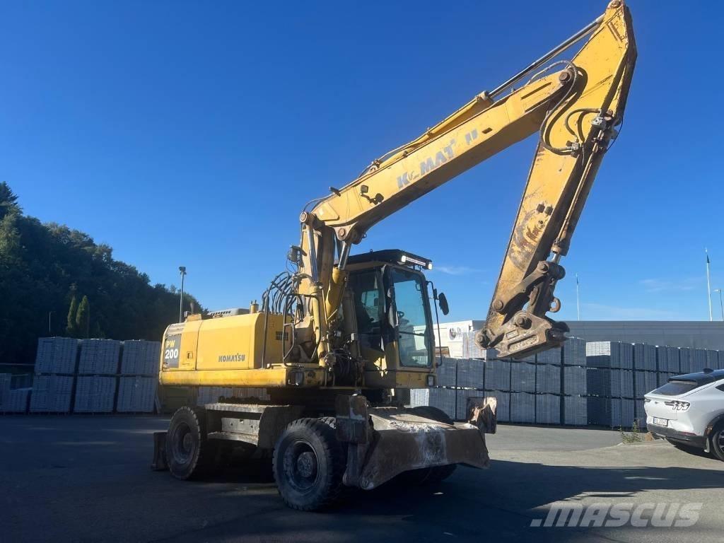 Komatsu PW 200-7 Bageri na kotačima
