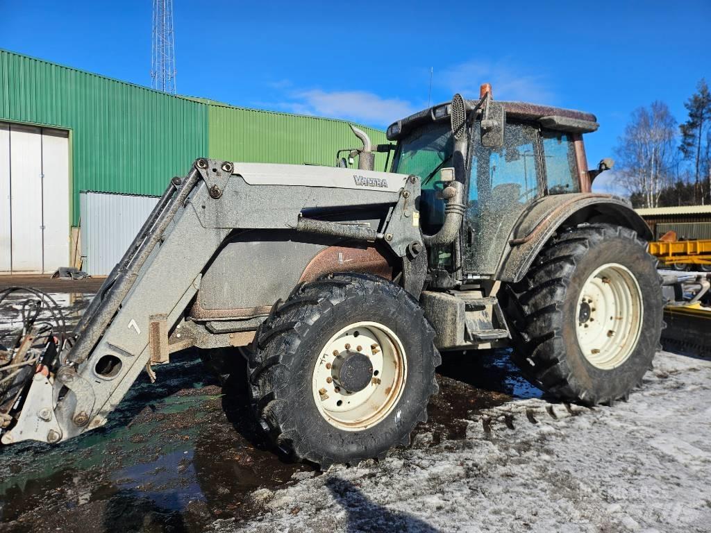 Valtra T171 Traktori