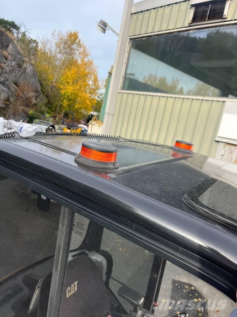 CAT 301.7 D Rototilt Mini bageri <7t