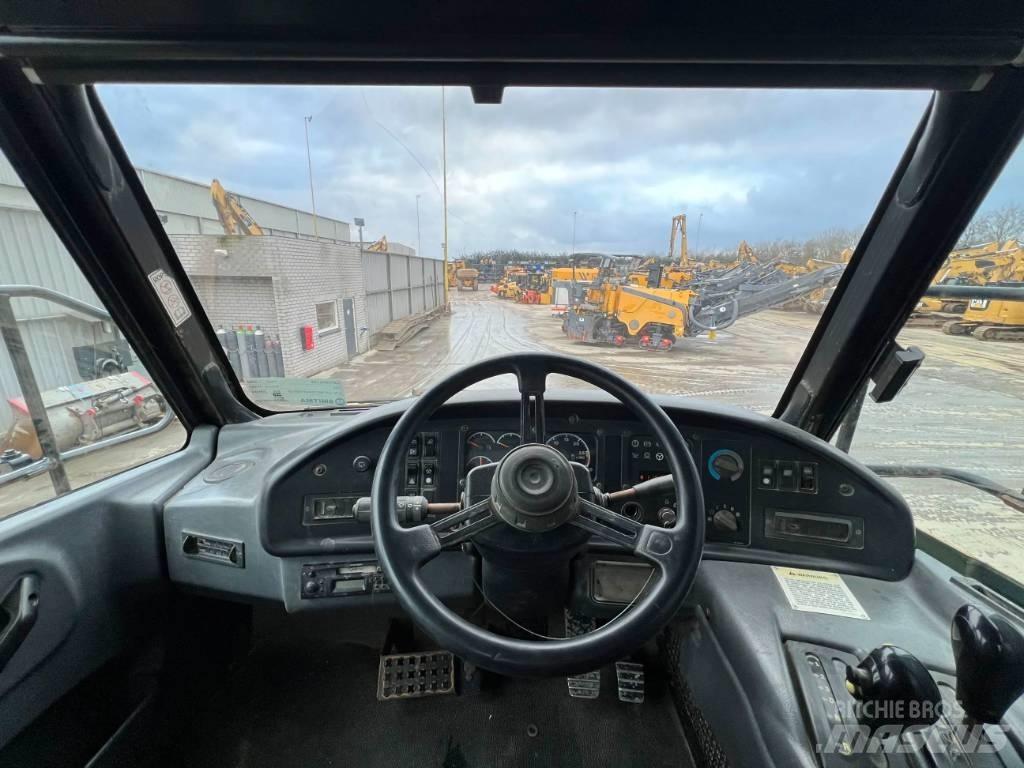 CAT 725 Zglobni demperi