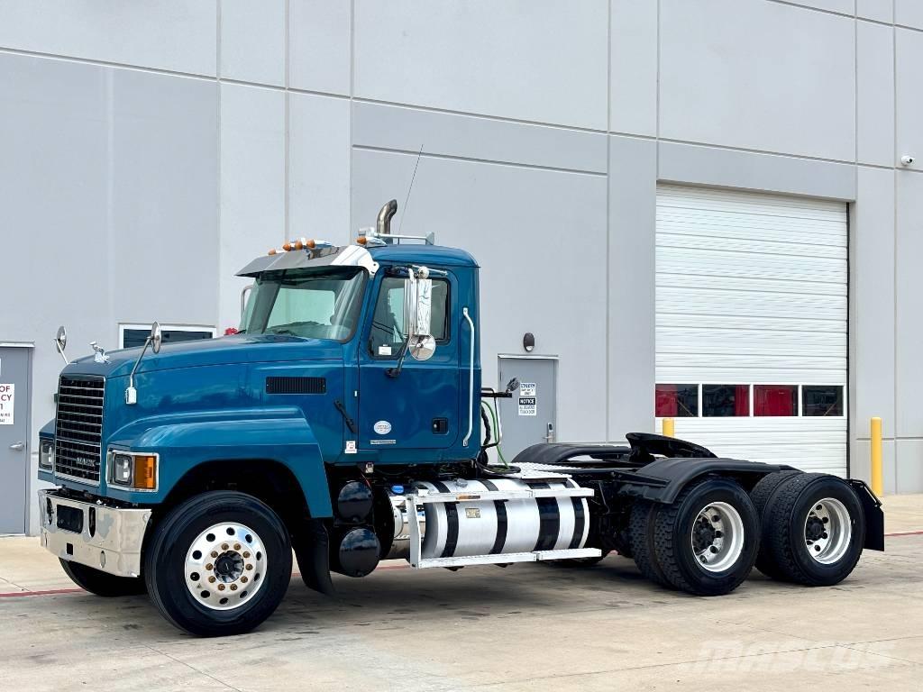 Mack Pinnacle Traktorske jedinice