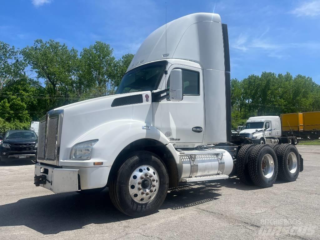 Kenworth T 880 Traktorske jedinice