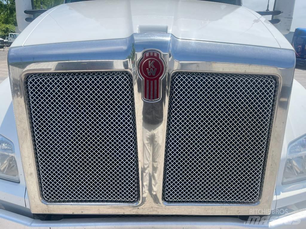 Kenworth T 880 Traktorske jedinice