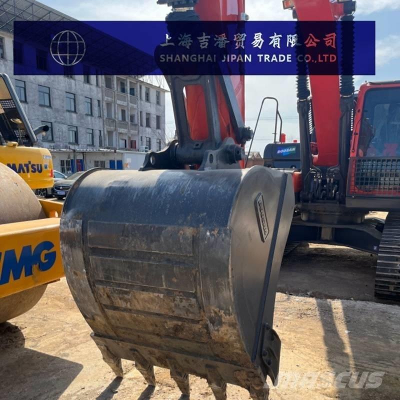 Doosan DX 225 LC Bageri gusjeničari