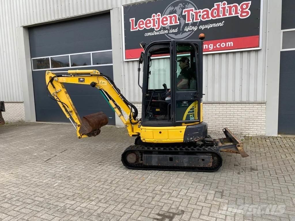 Komatsu PC26MR-3 Mini bageri <7t