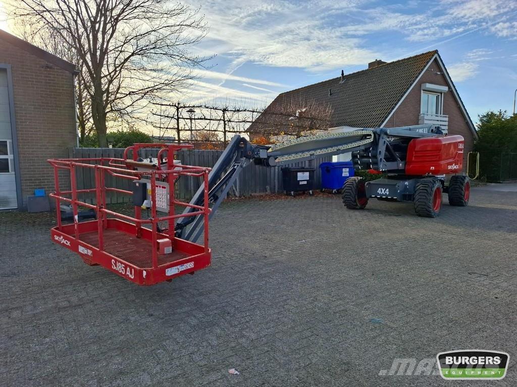 SkyJack SJ85 AJ Zglobne podizne platforme