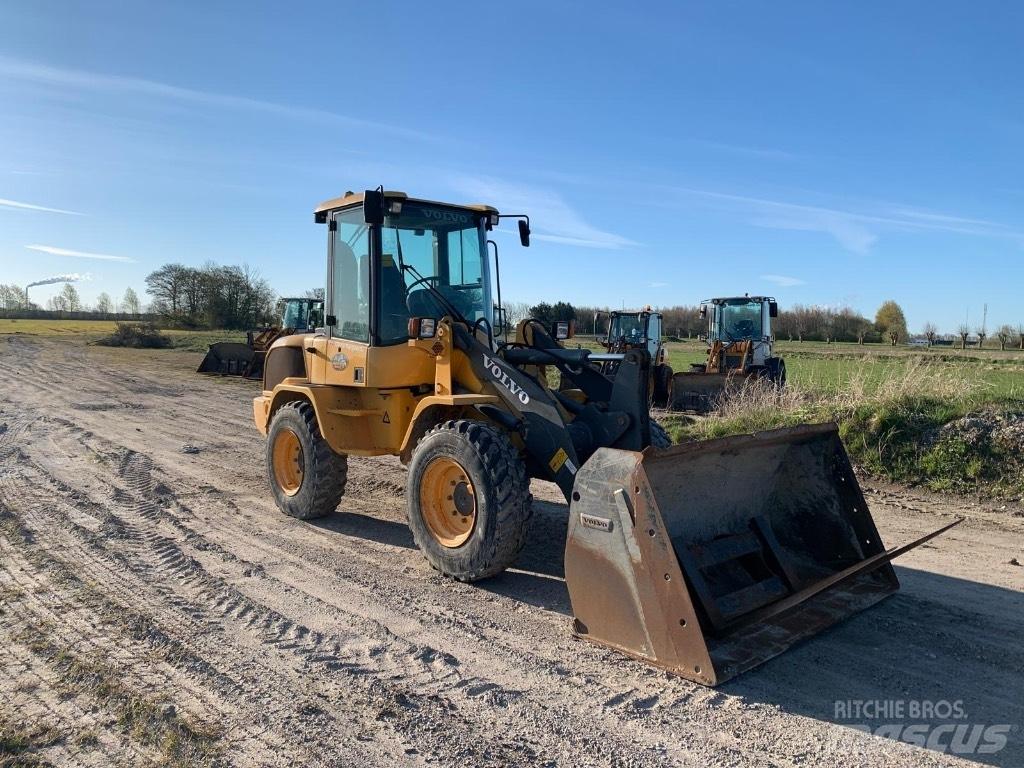 Volvo L 30 G Utovarivači na kotačima