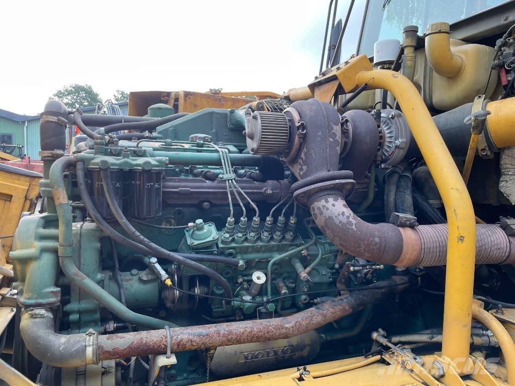Volvo A25C Zglobni demperi