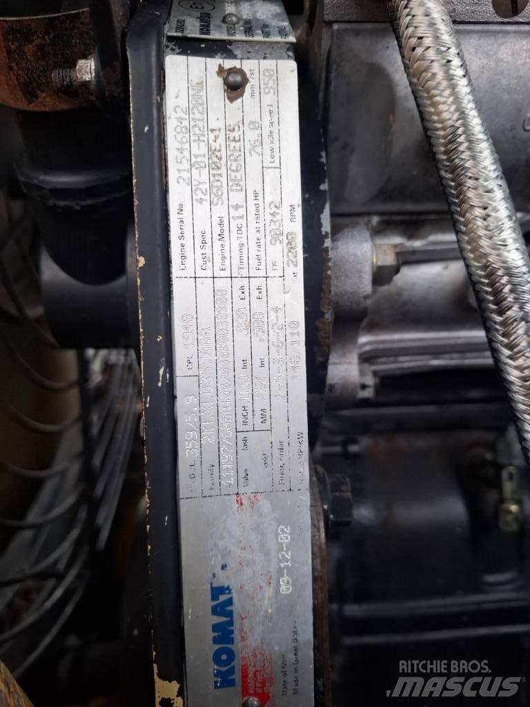 Komatsu WA 270-3 Utovarivači na kotačima