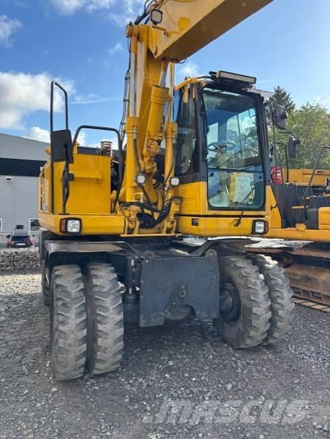 Komatsu PW 148-8 Bageri na kotačima