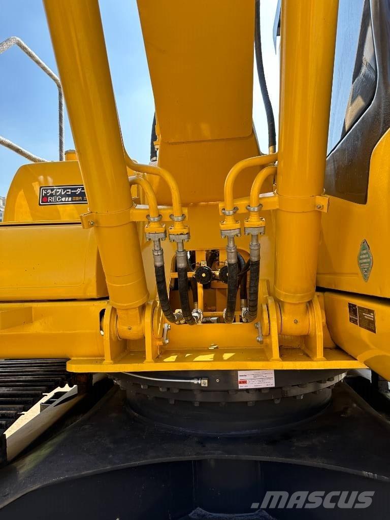Komatsu PC 220-7 Bageri gusjeničari