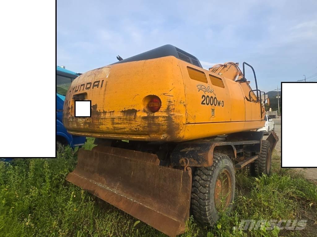 Hyundai Robex 2000W Bageri na kotačima