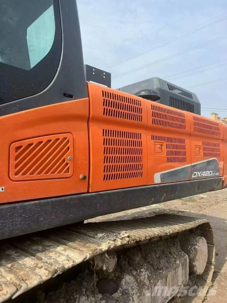 Doosan DX420LC Bageri gusjeničari