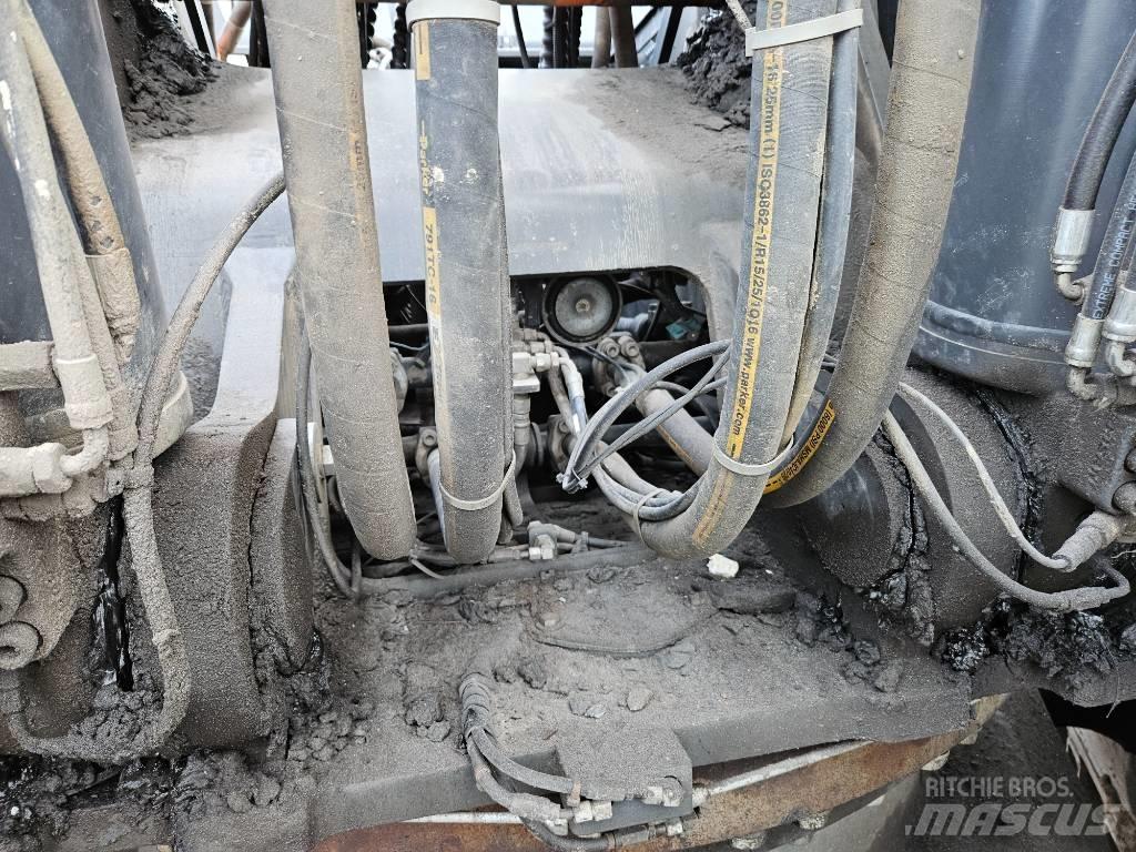 Doosan DX 340 LC Bageri gusjeničari