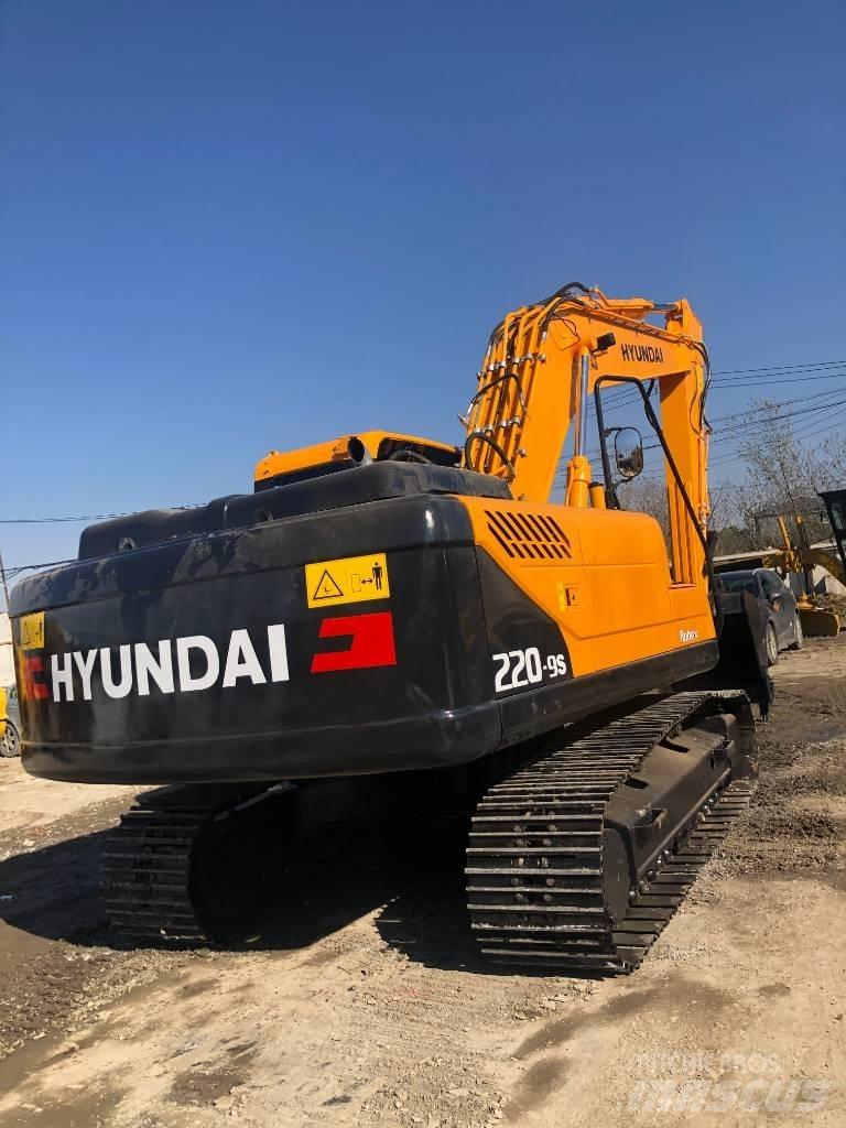 Hyundai 220-9s Bageri gusjeničari