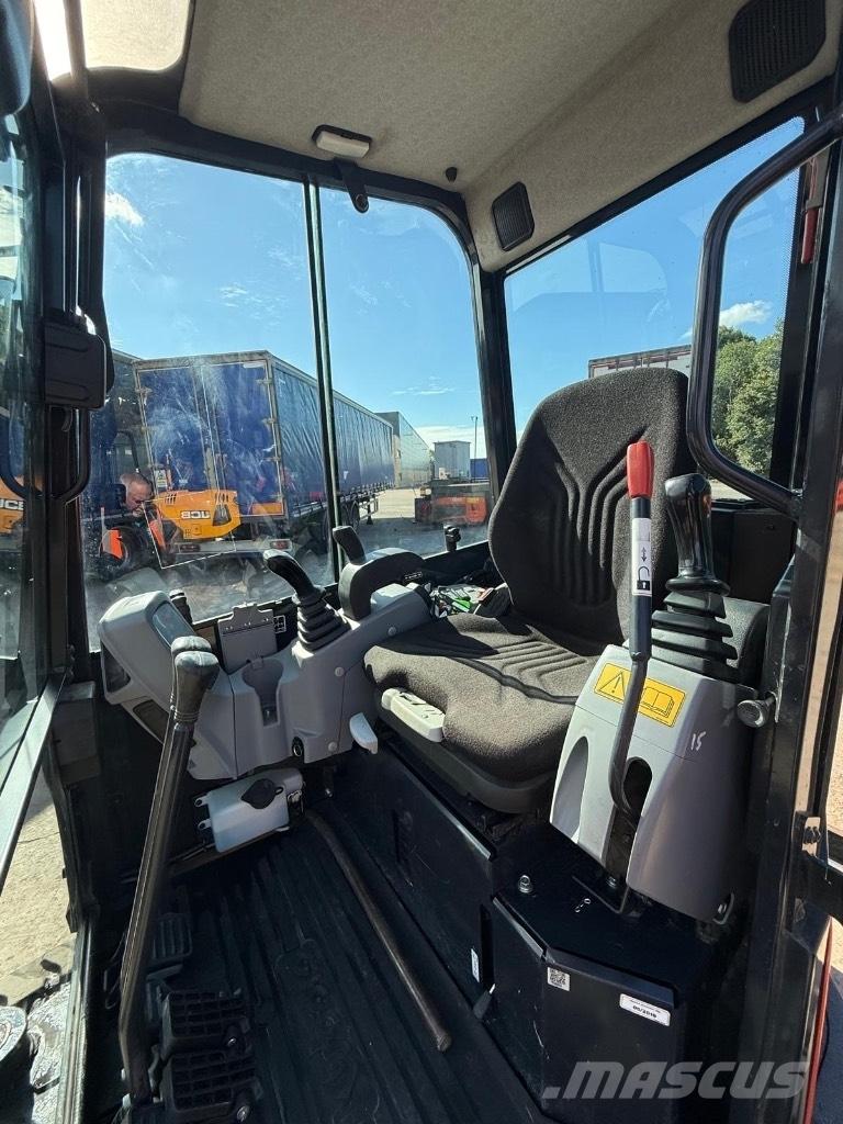 Kubota U 27-4 Mini bageri <7t