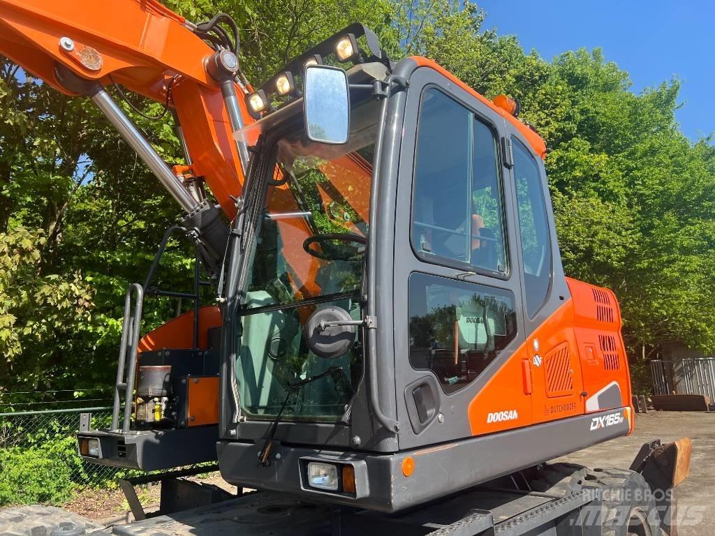 Doosan DX 165 W-5 Bageri na kotačima