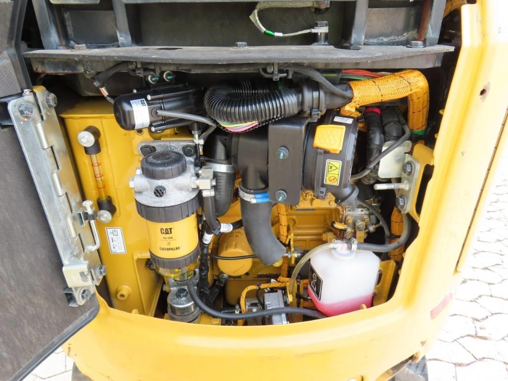CAT 301.8 Mini bageri <7t