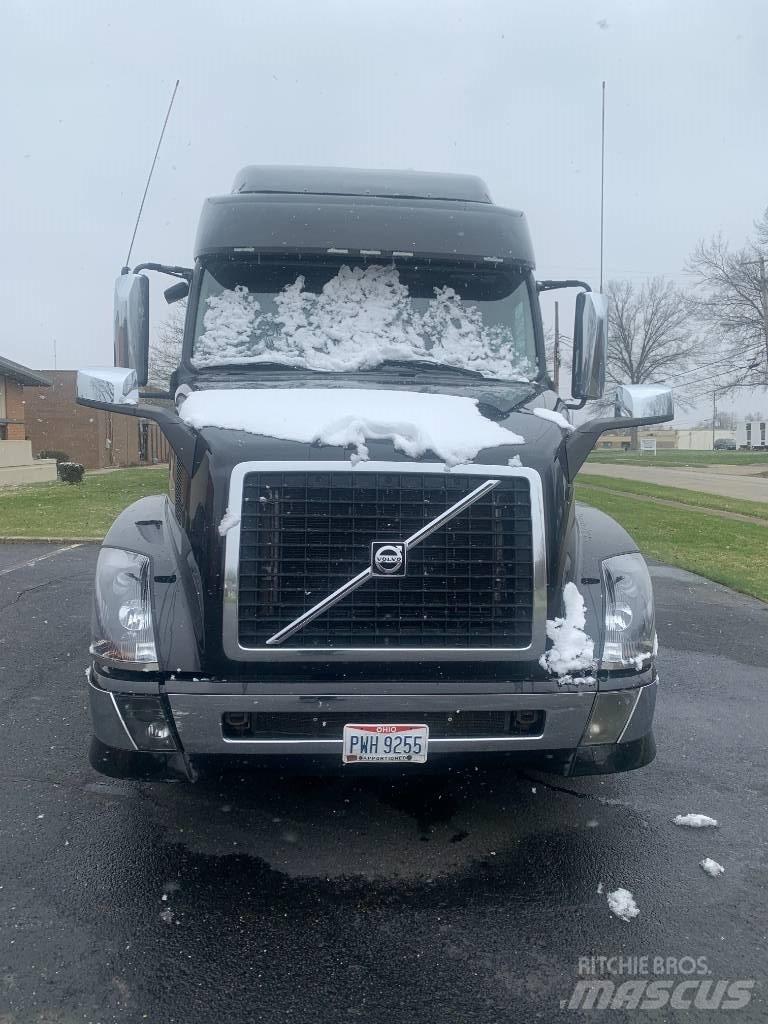 Volvo VNL730 Traktorske jedinice
