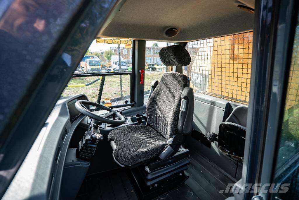 Hyundai HA 30 A Zglobni demperi