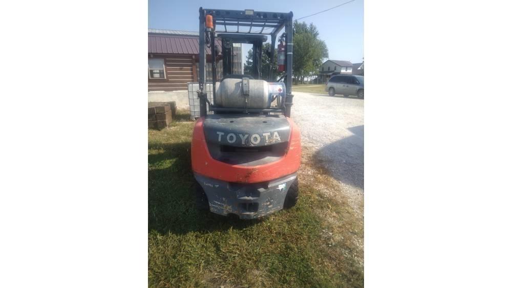Toyota 8fu25 Viličari - ostalo