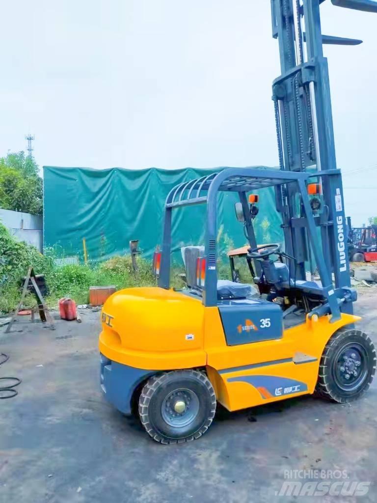 LiuGong CPC 35 Dizelski viličari