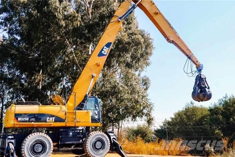 CAT M325 Mini bageri <7t