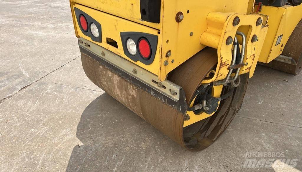 Bomag BW 100 AD M-5 Valjci sa dvojnim bubnjem