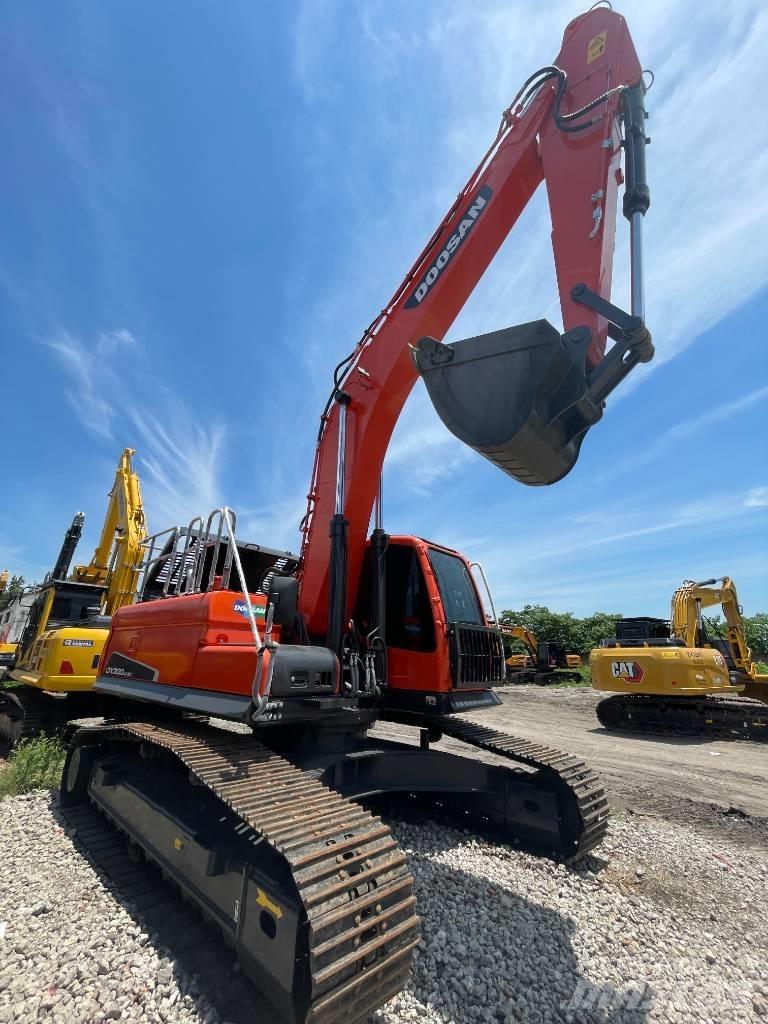 Doosan DX 300 Bageri gusjeničari