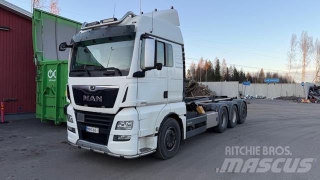 MAN TGX 35.580 Rol kiper kamioni s kukama za dizanje