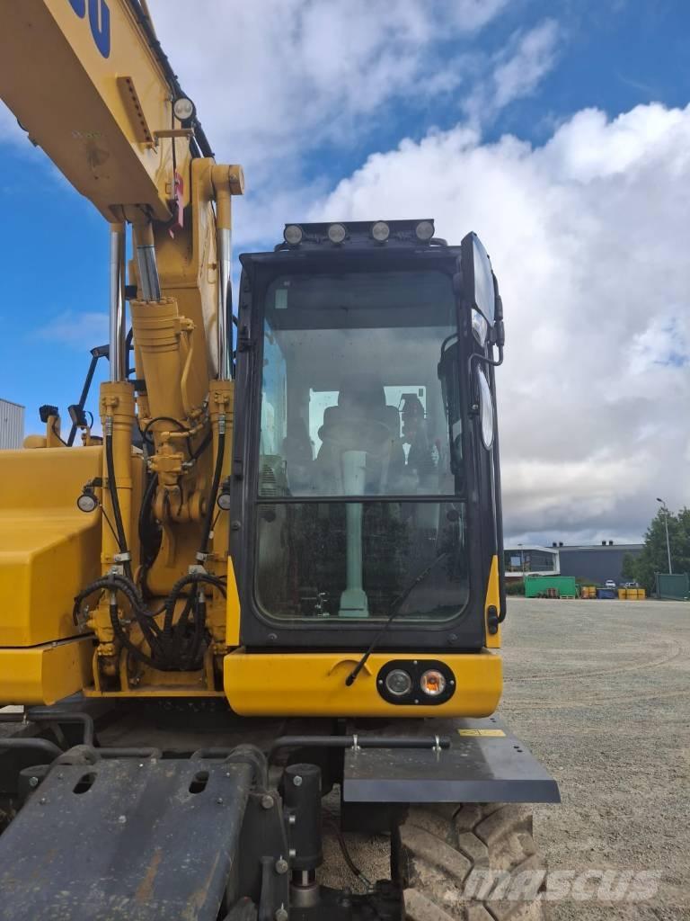 Komatsu PW158-11 Bageri na kotačima