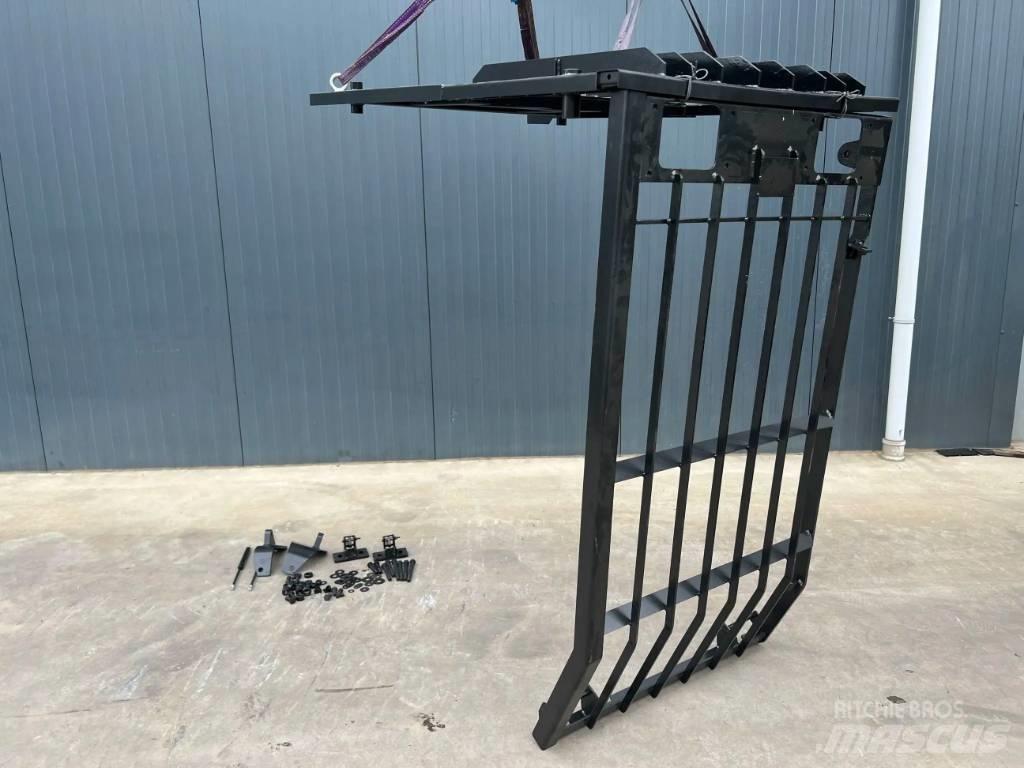 CAT 345D Guard Kabine i unutrašnjost