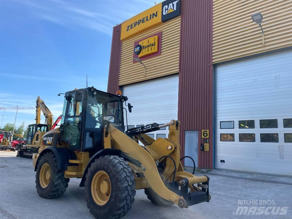 CAT 908 M Utovarivači na kotačima