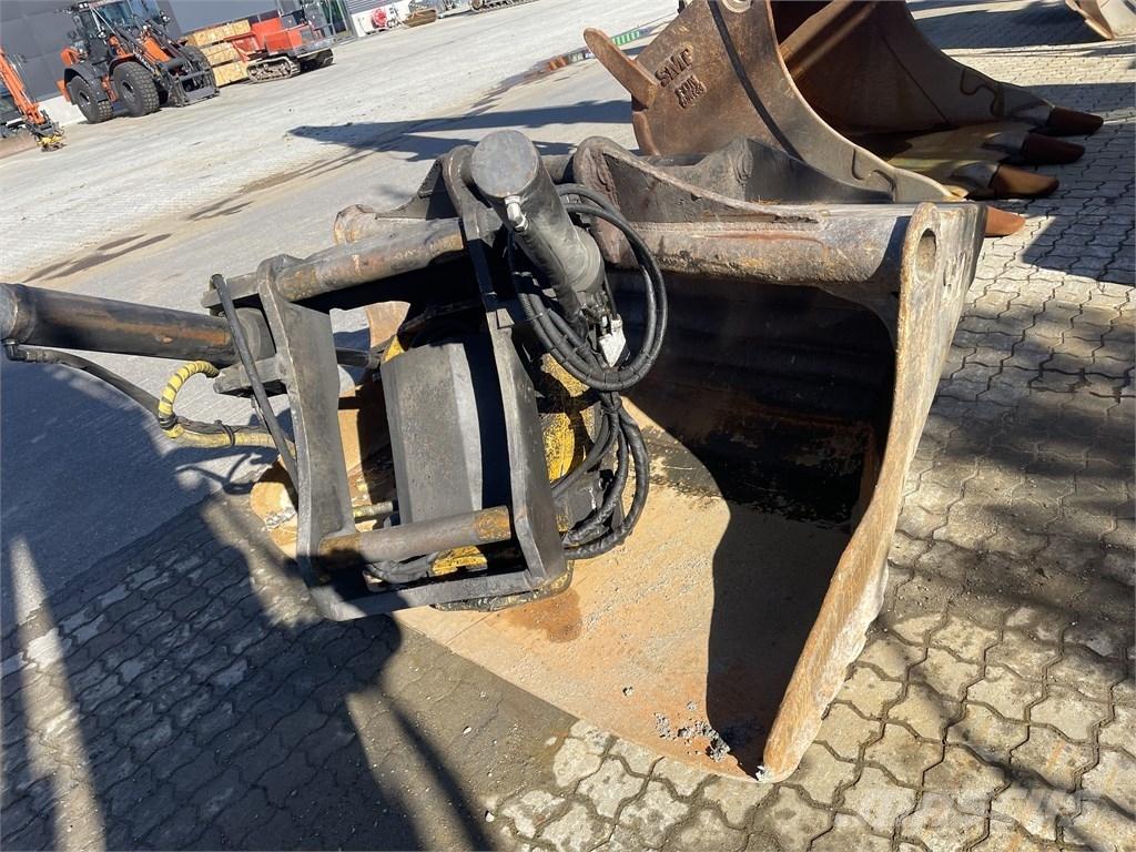 Komatsu PC 240 LC-8 Bageri gusjeničari