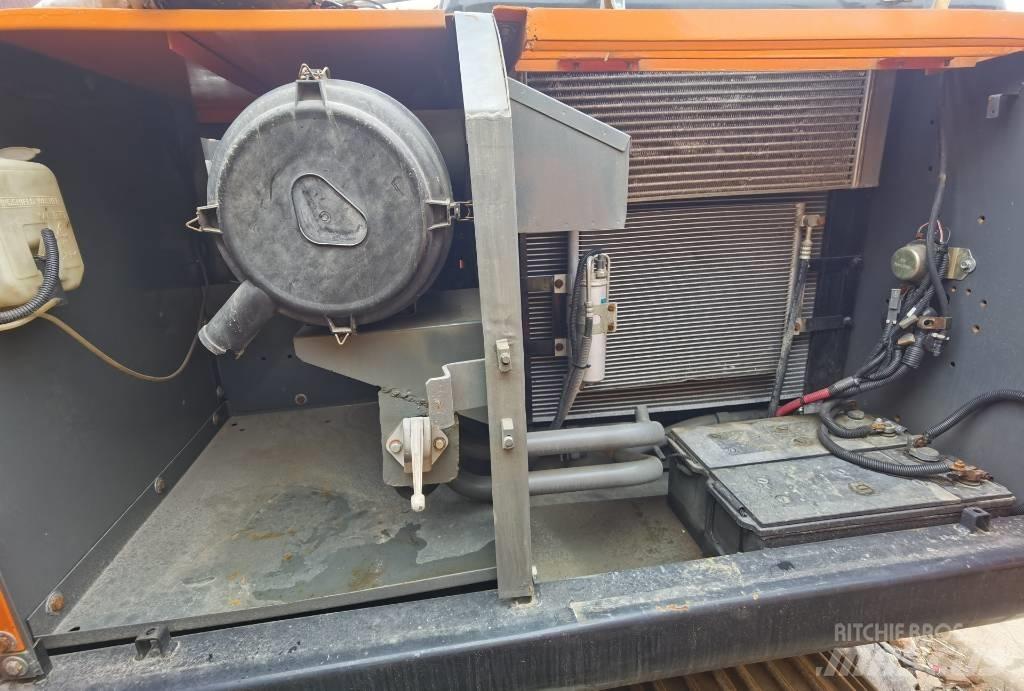 Hitachi ZX 200 Bageri gusjeničari