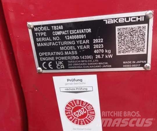 Takeuchi TB 240 DPF Mini bageri <7t
