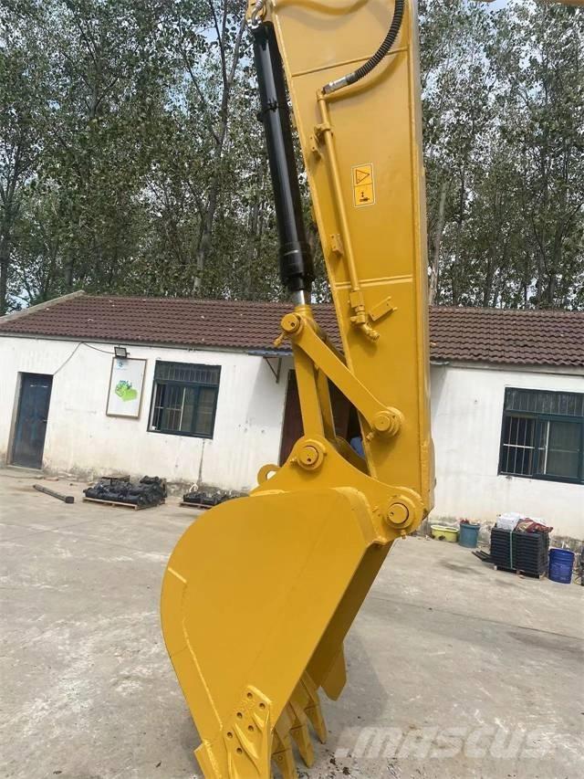 CAT 320D2 Bageri gusjeničari
