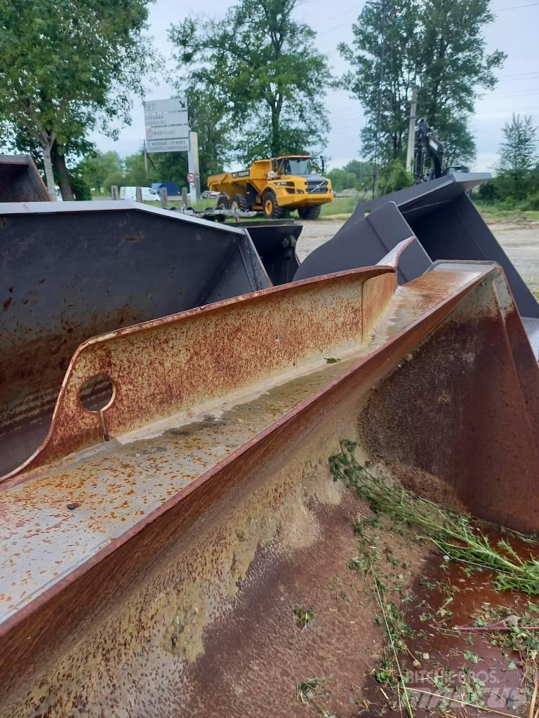 CAT 349 E Bageri gusjeničari
