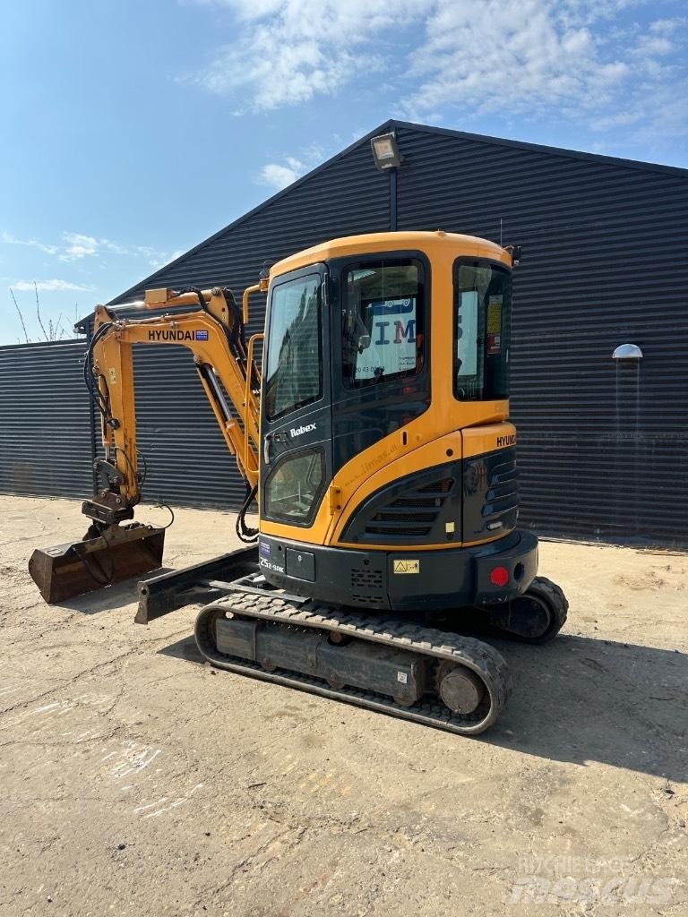 Hyundai 25 Z-9 Mini bageri <7t
