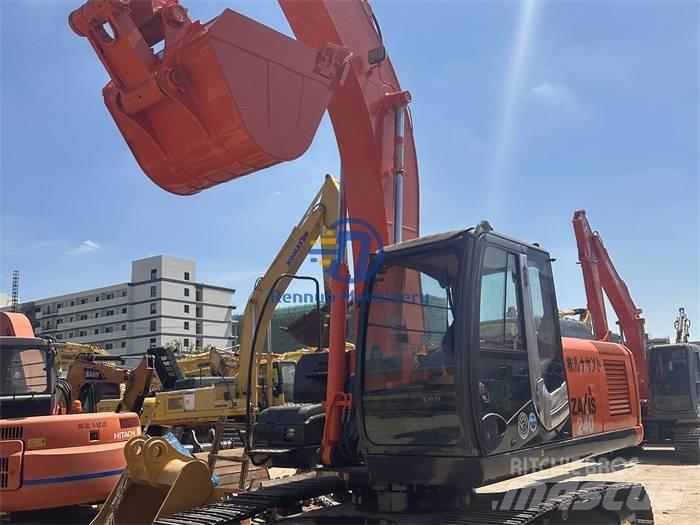 Hitachi ZX 240-3 Bageri gusjeničari