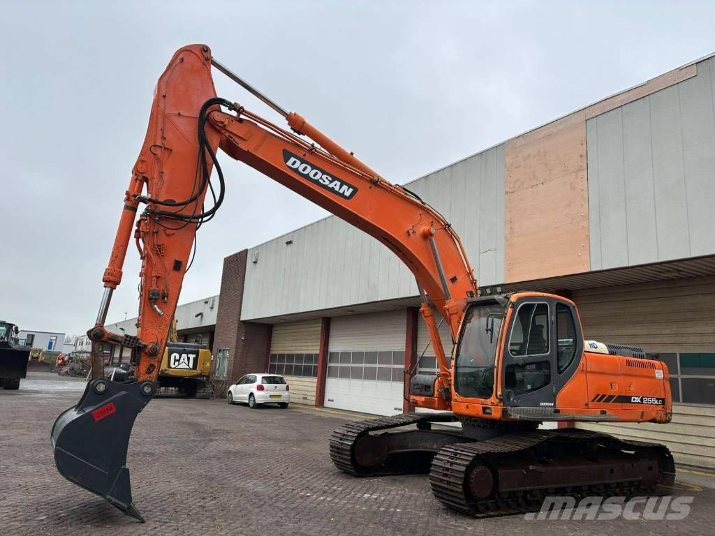 Doosan DX 255 LC Bageri gusjeničari