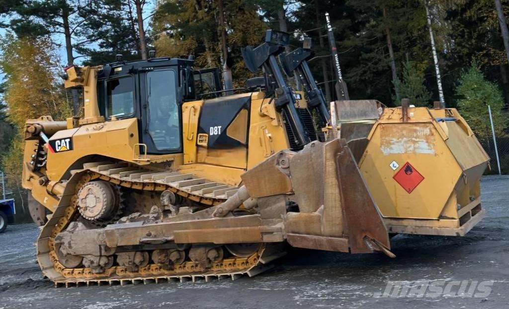 CAT D 6 T LGP Buldožeri gusjeničari
