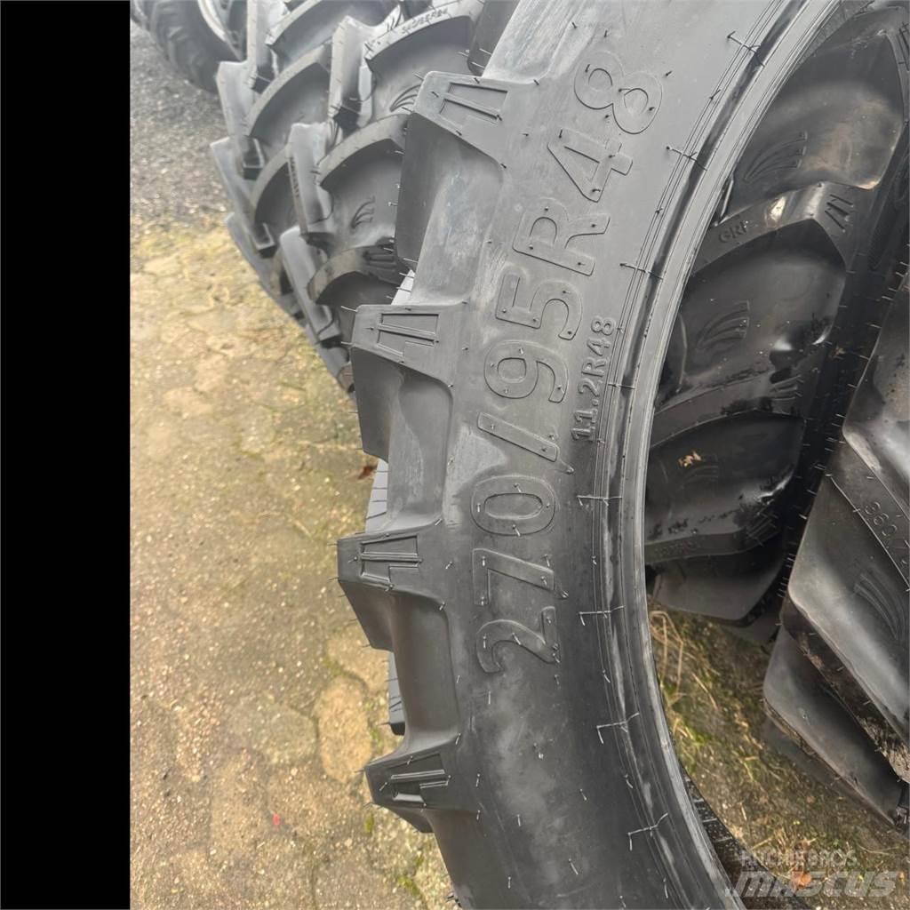  270/95R48 *GRI* Gume, kotači i naplatci