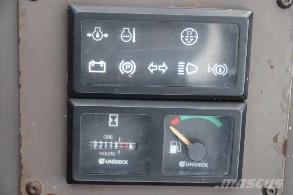 Manitou M 26.4 Terenski viličar