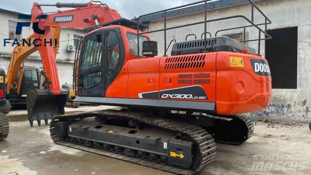 Doosan DX 300 LC Midi bageri 7t – 12t