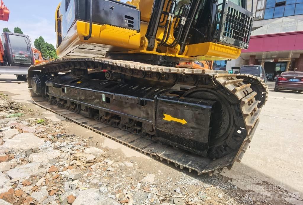 CAT 325D Bageri gusjeničari