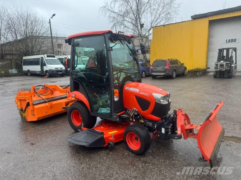 Kubota BX231 Kompaktni (mali) traktori