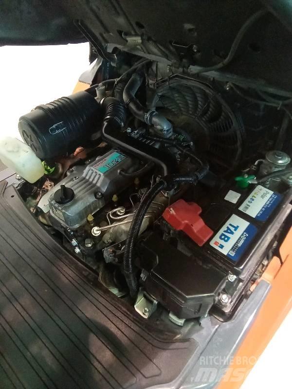 Toyota 8 FDF 25 Dizelski viličari