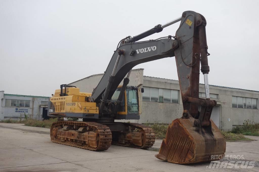 Volvo EC700 Bageri gusjeničari