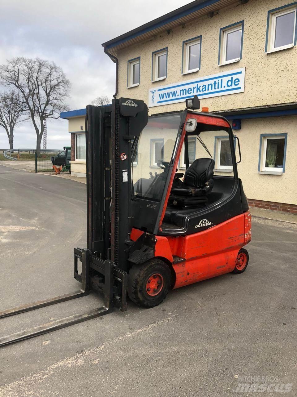 Linde E 25 Električni viličari